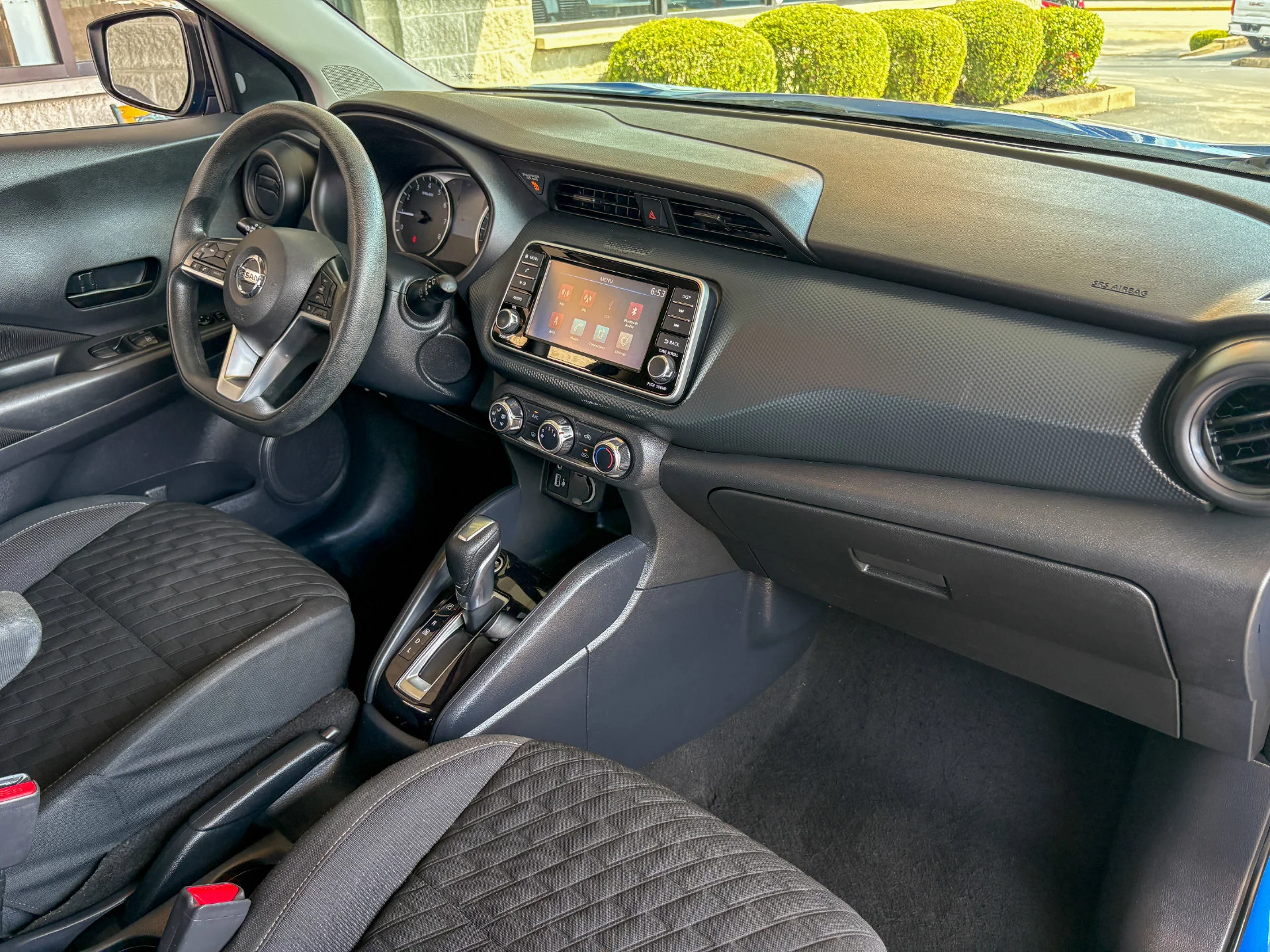 Used 2021 Blue Nissan S image 26