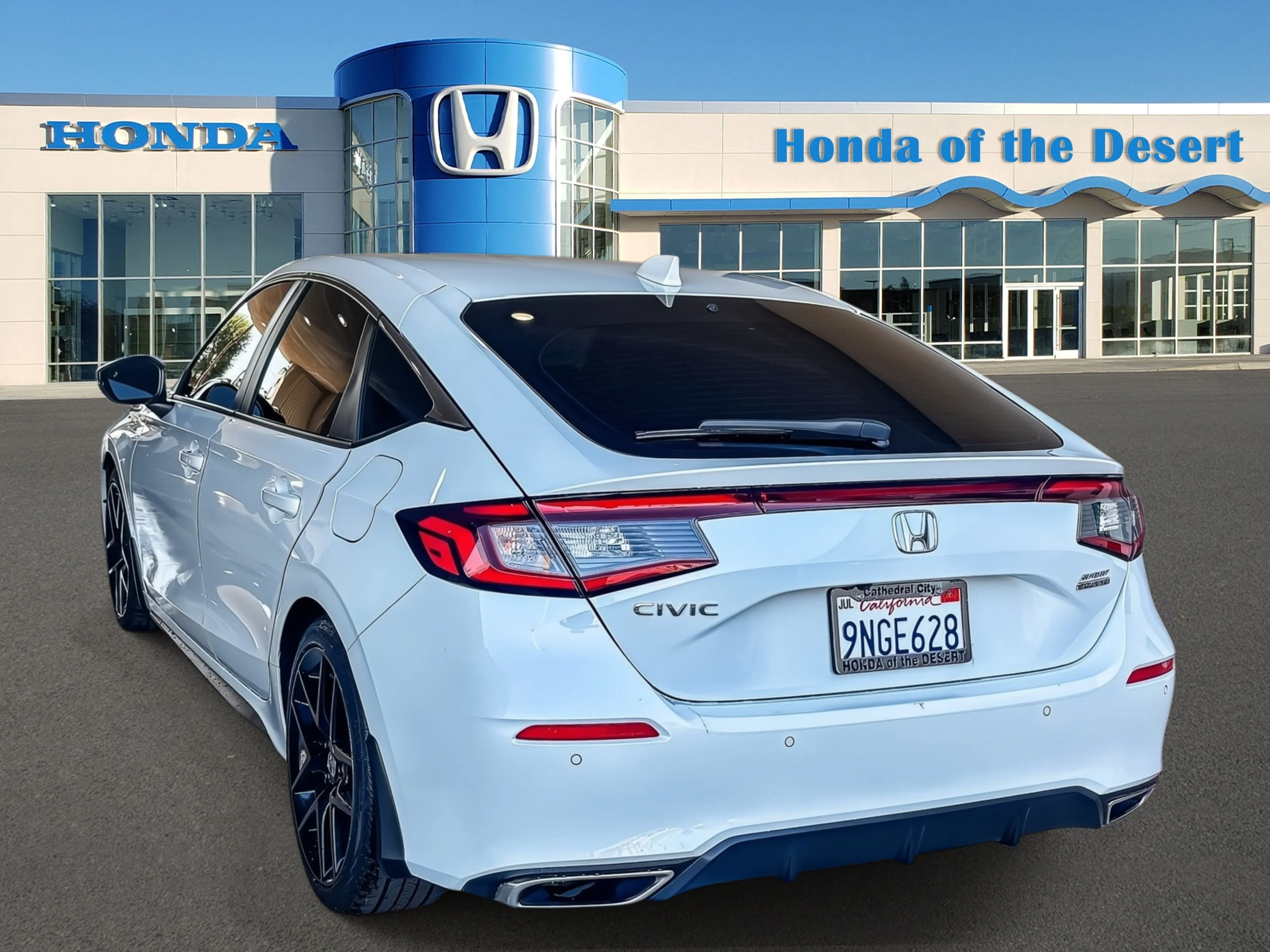New 2026 Platinum White Pearl Honda Sport Touring image 3