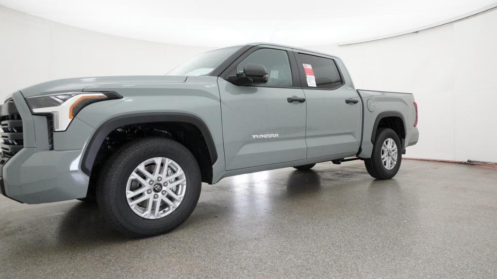 New 2026 Lunar Rock Toyota SR5 image 22