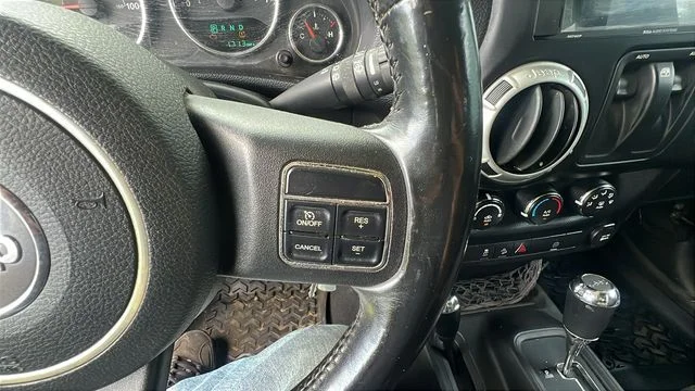 Used 2012 Black Jeep Sahara image 22
