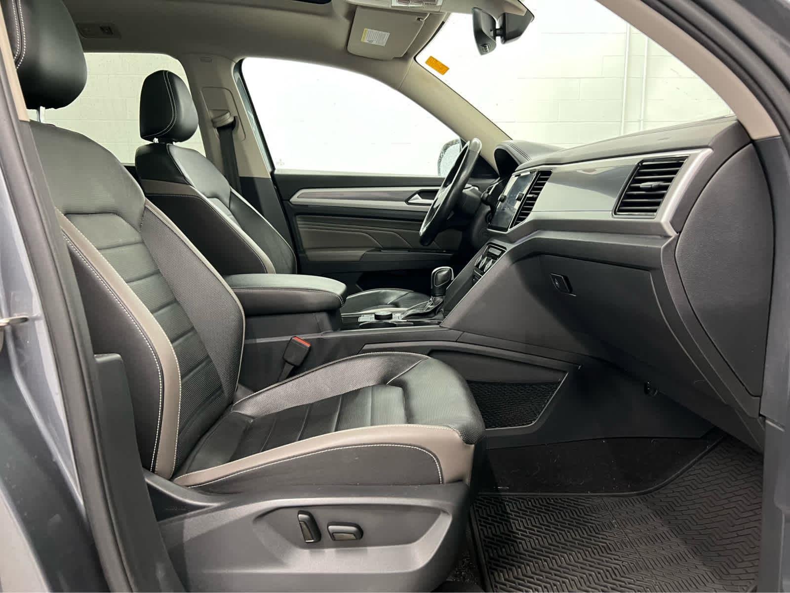 2021 Volkswagen Atlas SEL Premium R-Line - Photo 29