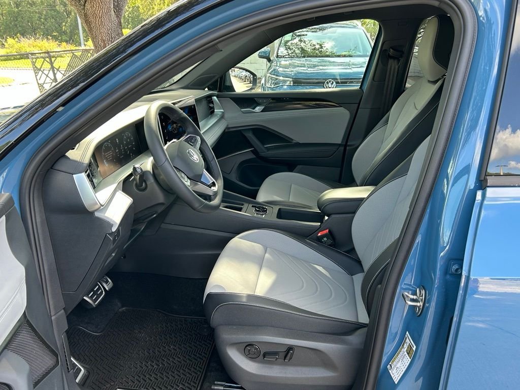 New 2026 Blue Volkswagen 2.0T SE R-Line Black image 15