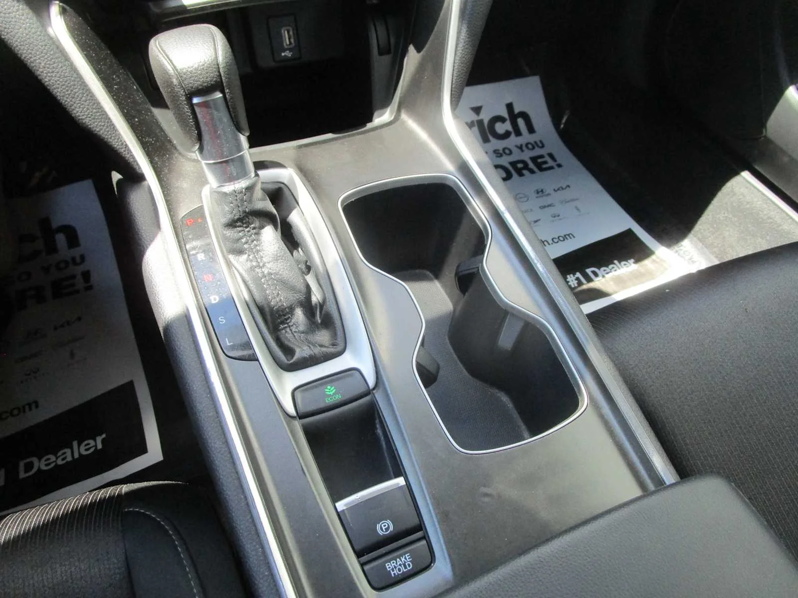 Used 2020 Modern Steel Metallic Honda LX image 19
