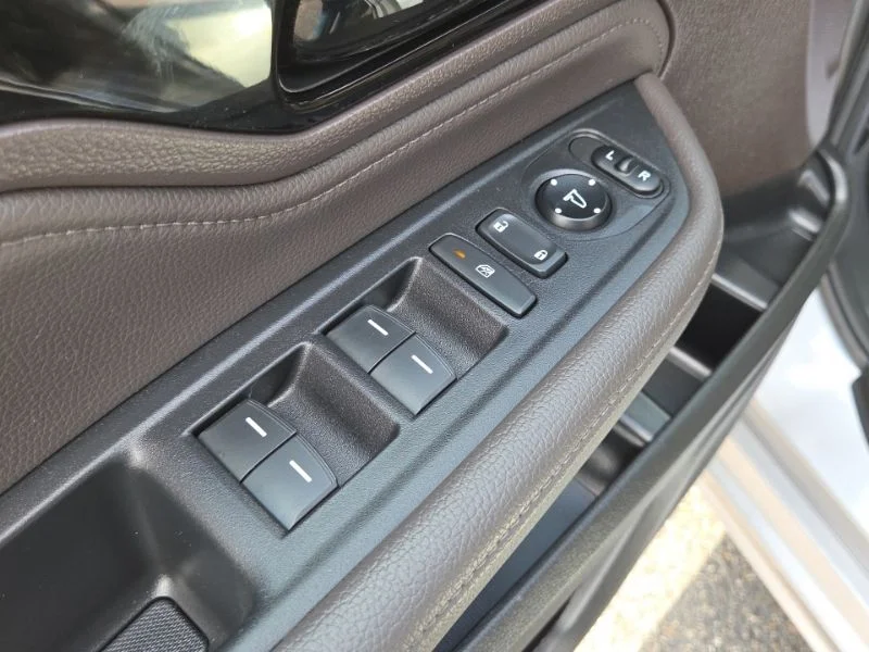 Used 2023  Honda Touring image 30