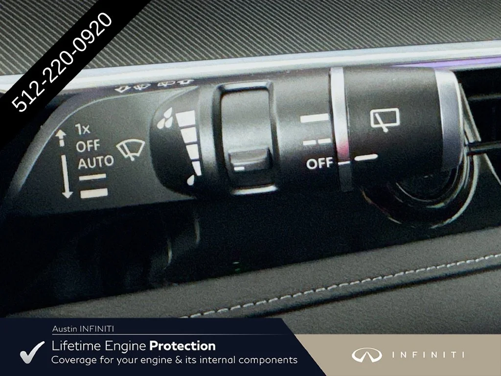 New 2027 Silver INFINITI LUXE image 15
