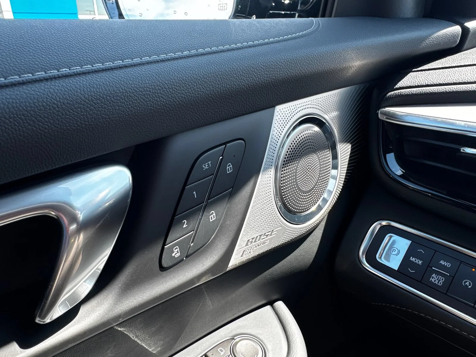 New 2026 Moonstone Gray Metallic Buick Avenir image 25