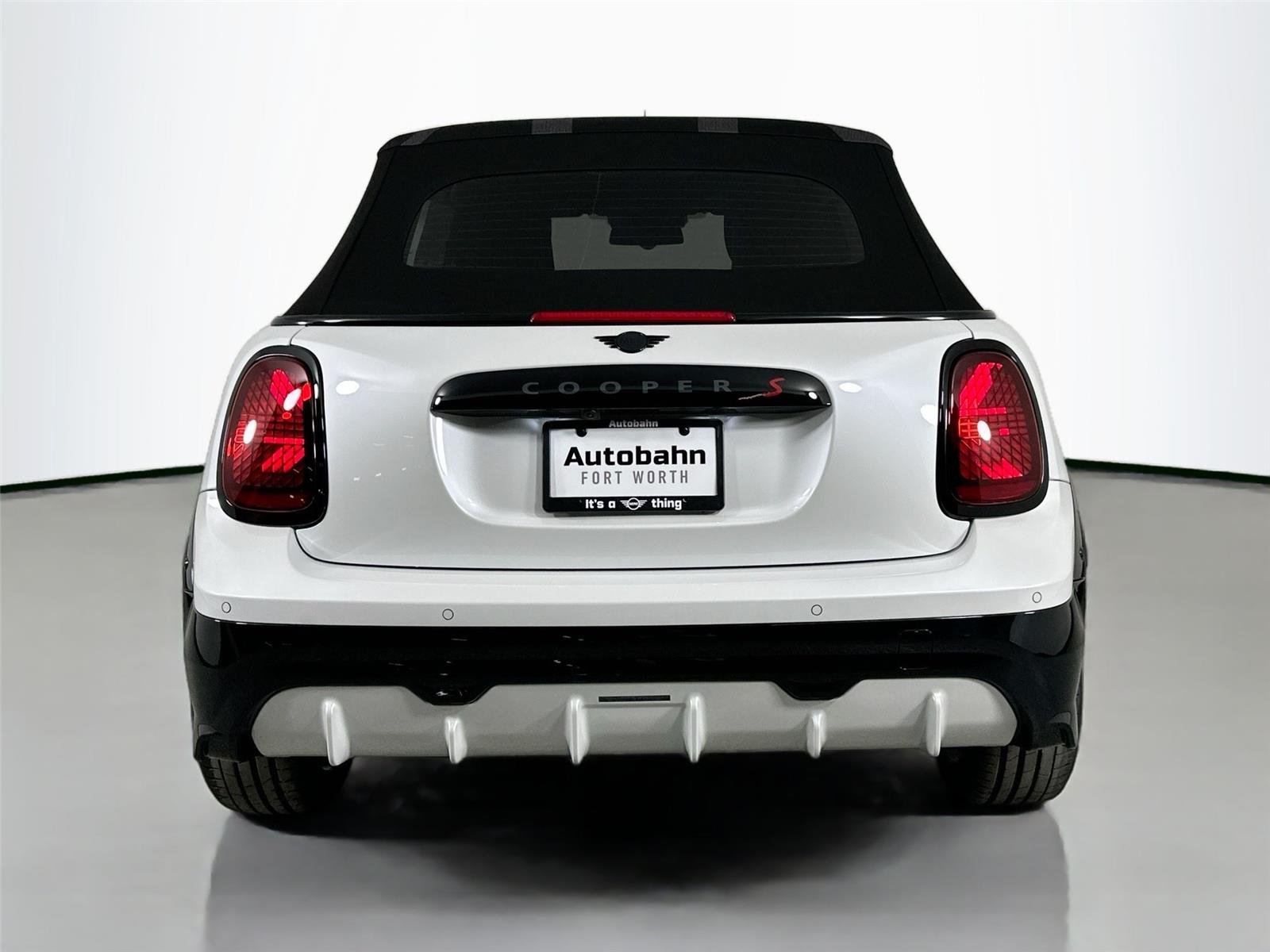 New 2026 Nanuq White Metallic MINI Cooper S image 6