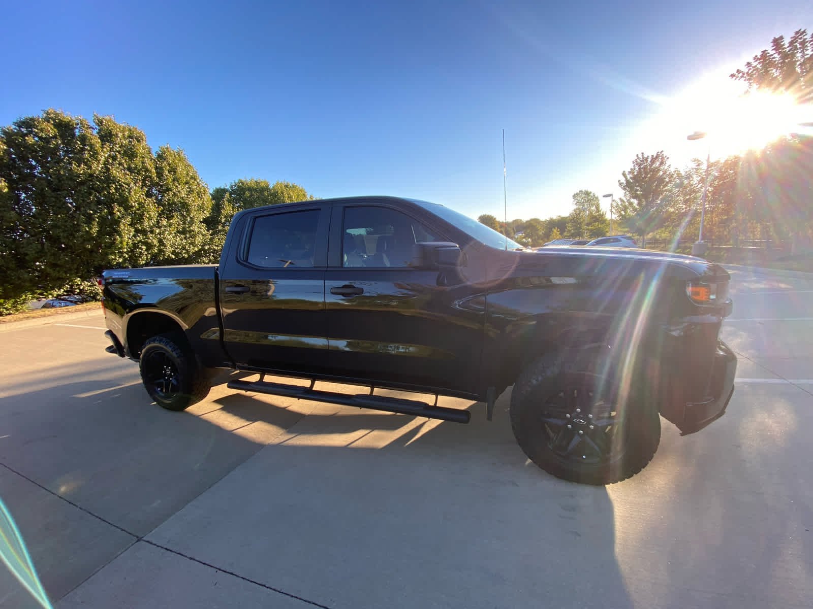 2021 Chevrolet Silverado 1500 Custom Trail Boss photo 3