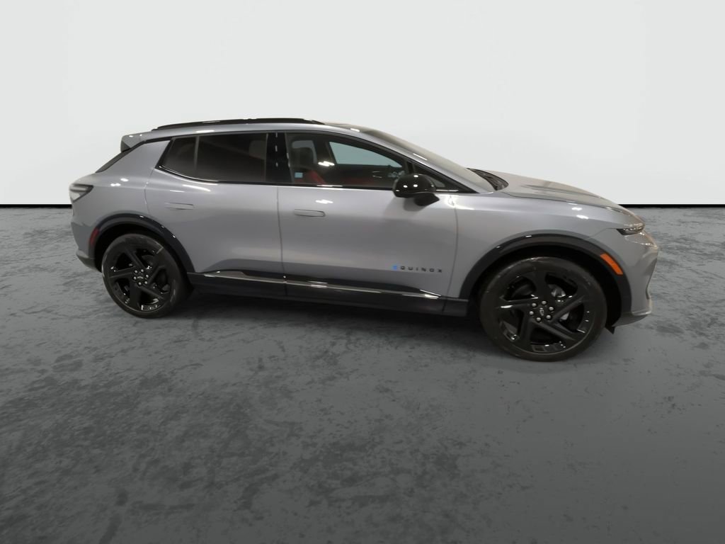 2025 Chevrolet Equinox EV RS - Photo 9