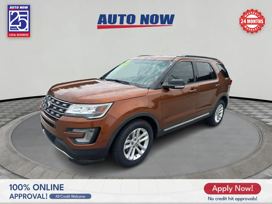 Used 2017 Canyon Ridge Metallic Ford XLT image 1