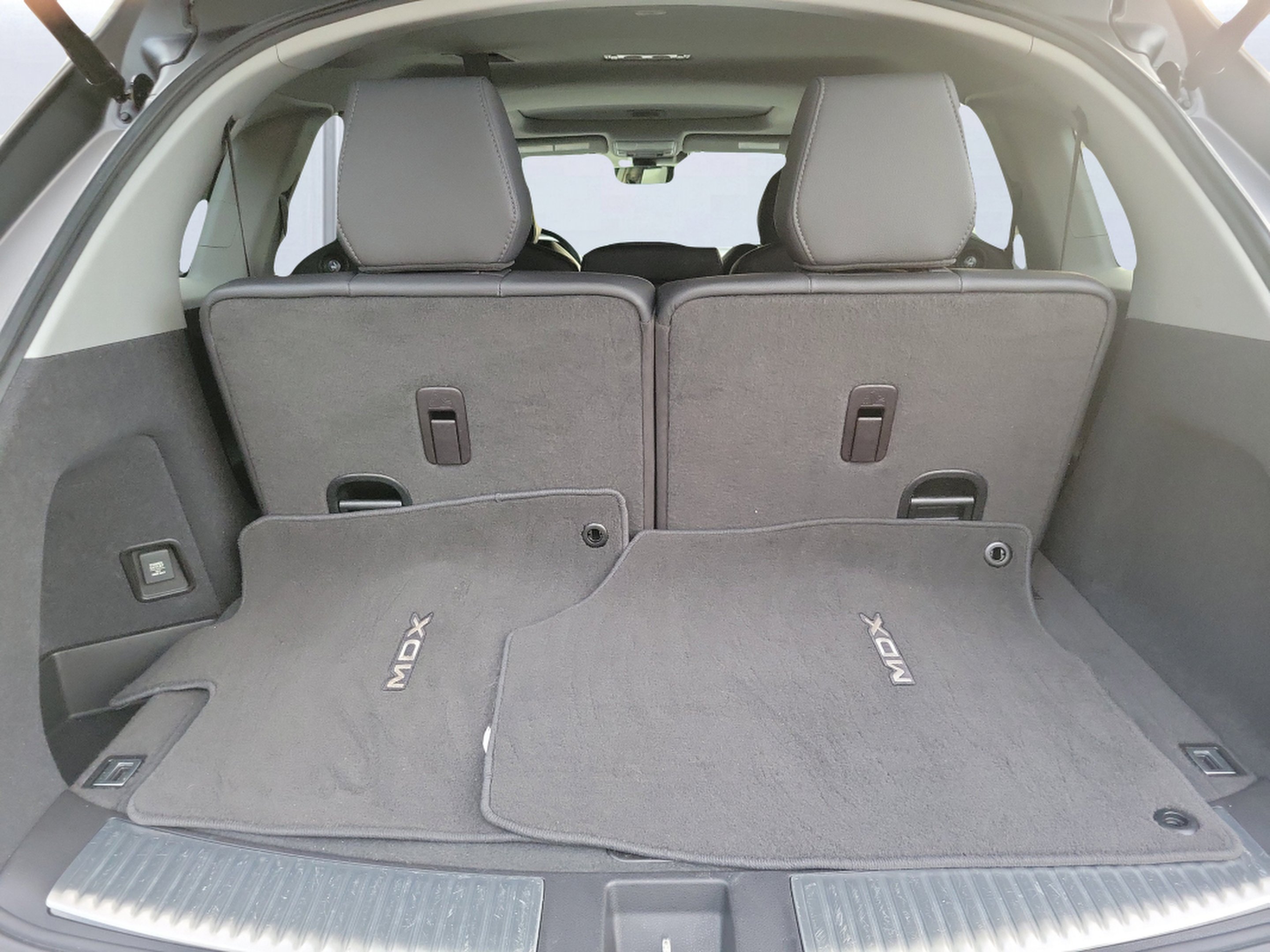 Used 2020 pewter gray metallic Acura 3.5L image 6