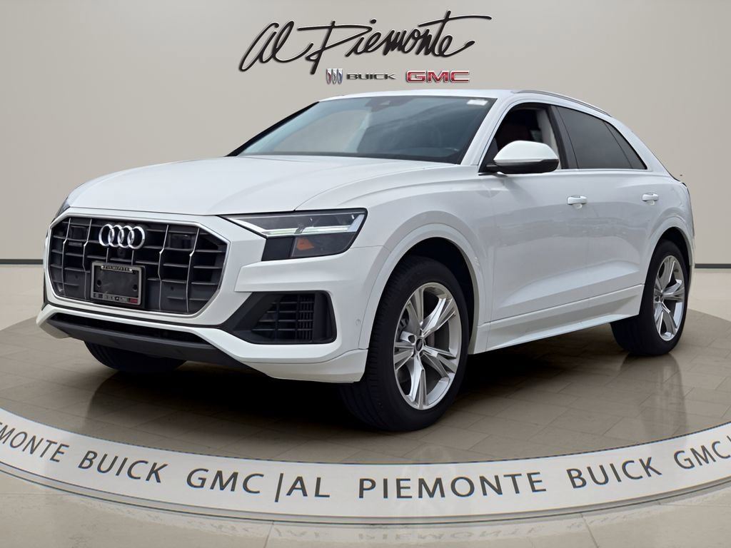 2022 Audi Q8 Premium Plus
