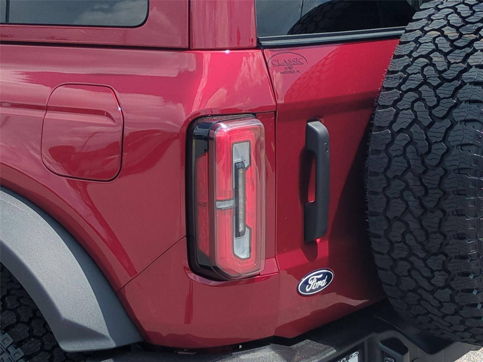 New 2026 Ruby Red Metallic Tinted Clearcoat Ford Outer Banks® image 12
