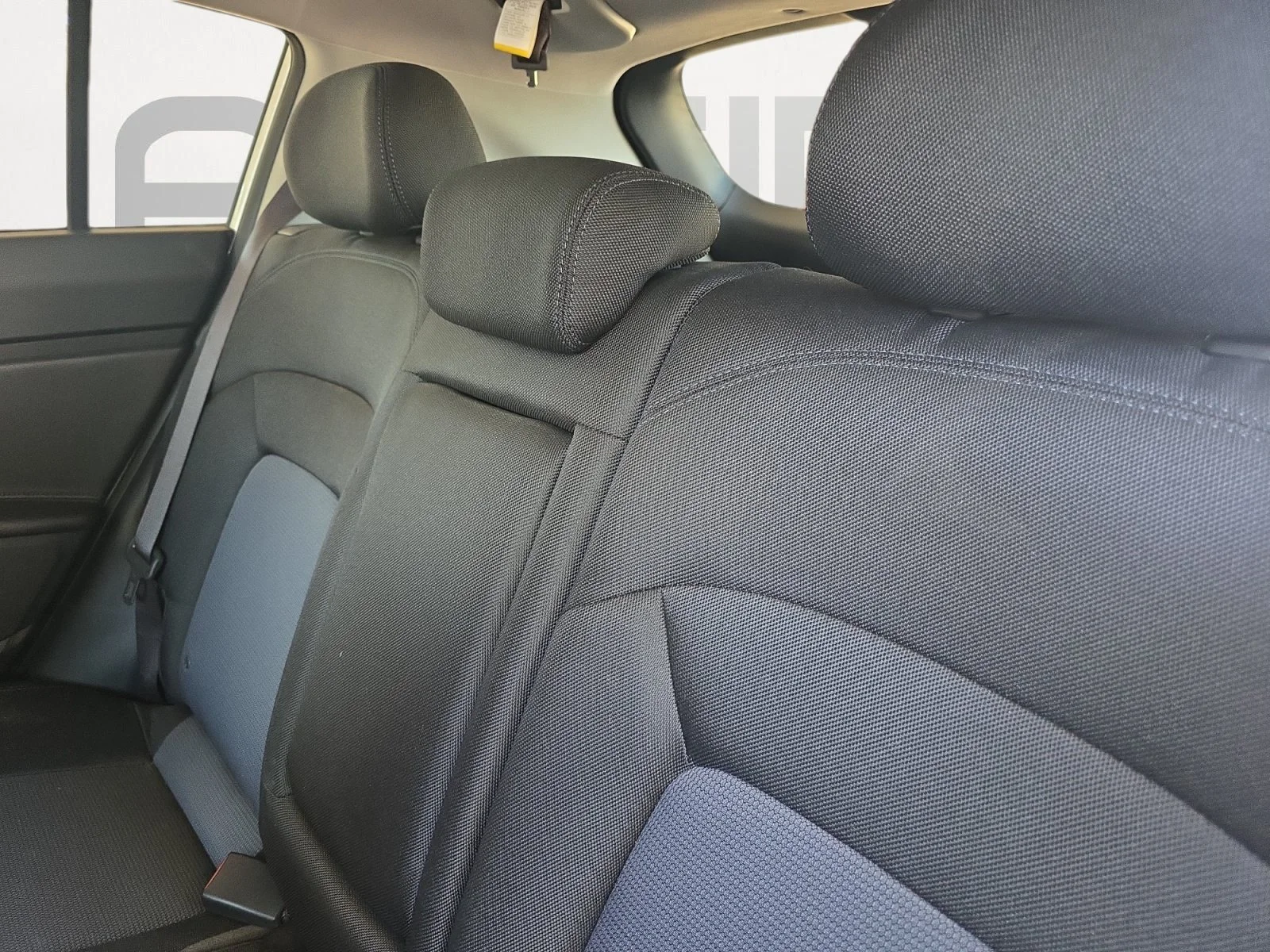 Used 2015 Bright Silver Kia LX image 21