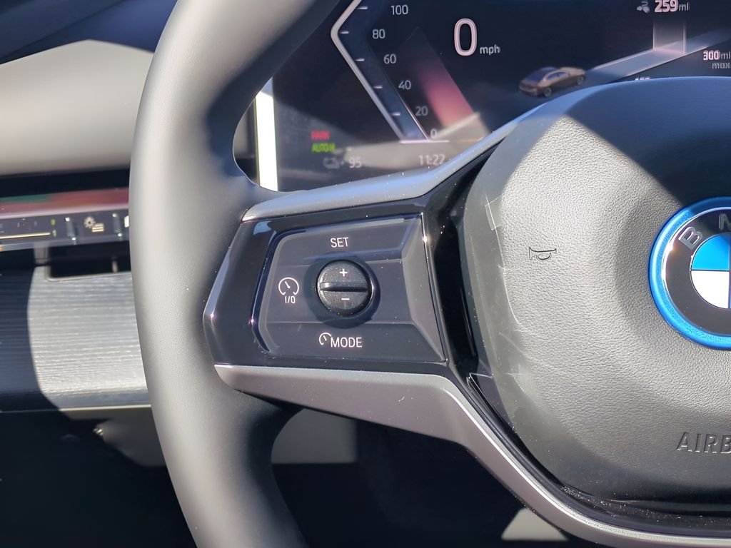 2026 BMW i5 40 - Photo 25