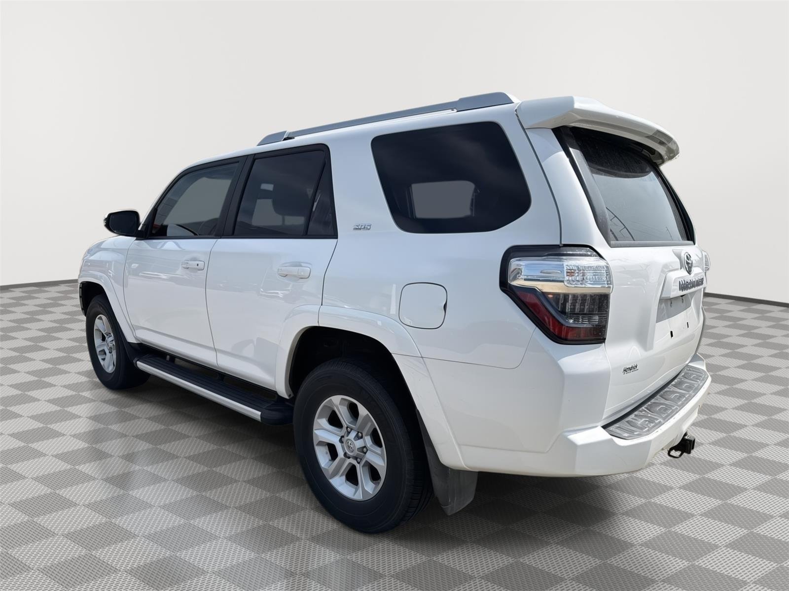 Used 2018 Super White Toyota SR5 Premium image 3