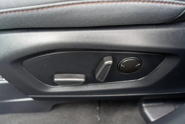 2025 Ford Explorer Active - Photo 19