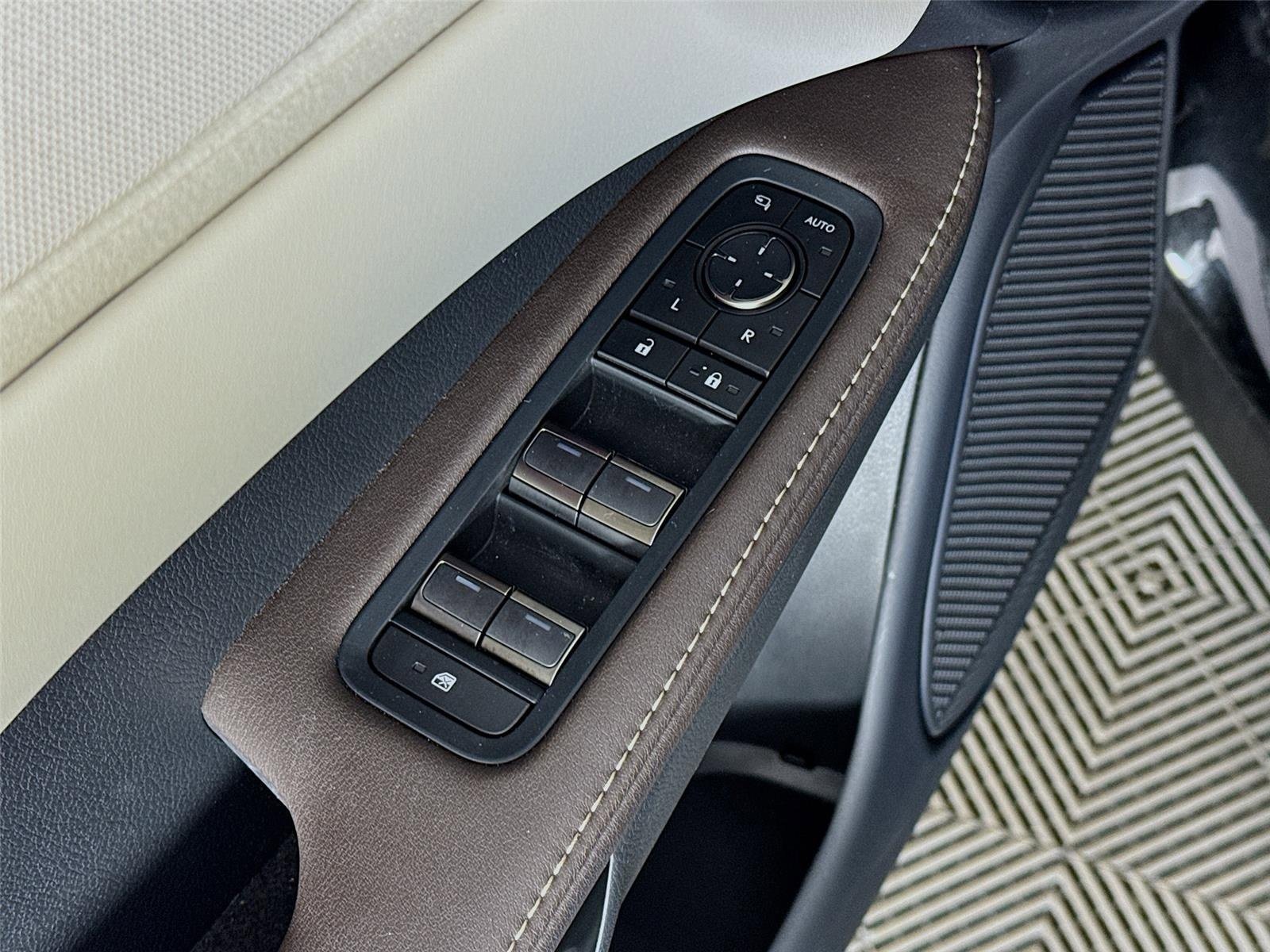 Used 2023 Gray Pearl Lexus 350 Luxury image 19