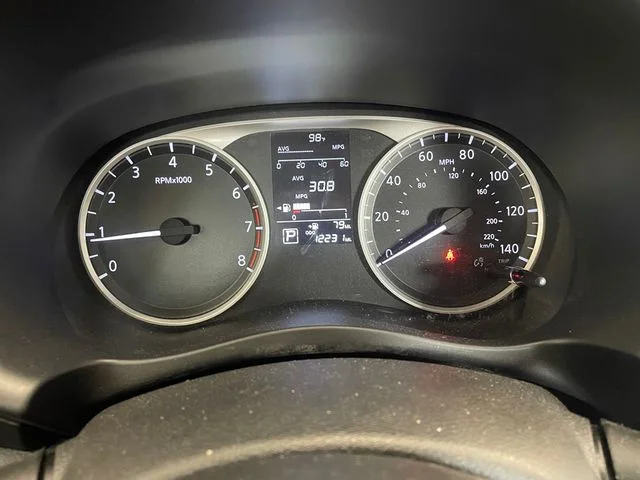 Used 2025 White Nissan S image 7