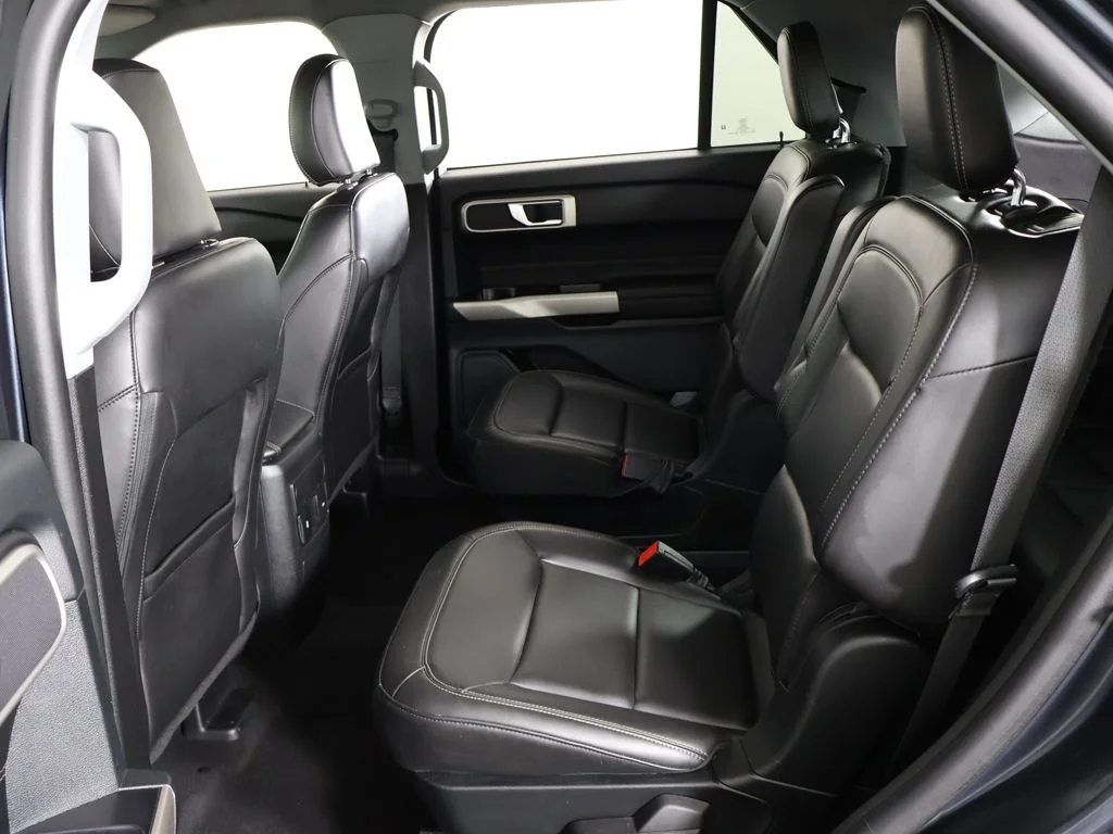 Used 2024 Blue Ford XLT image 29