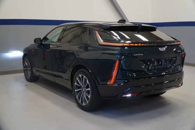 Certified 2024 Cadillac LYRIQ Sport 2 with VIN 1GYKPVRL5RZ124413 for sale in White Plains, NY