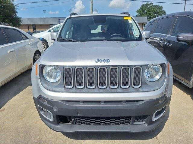 Used 2015 Glacier Metallic Jeep Latitude image 2