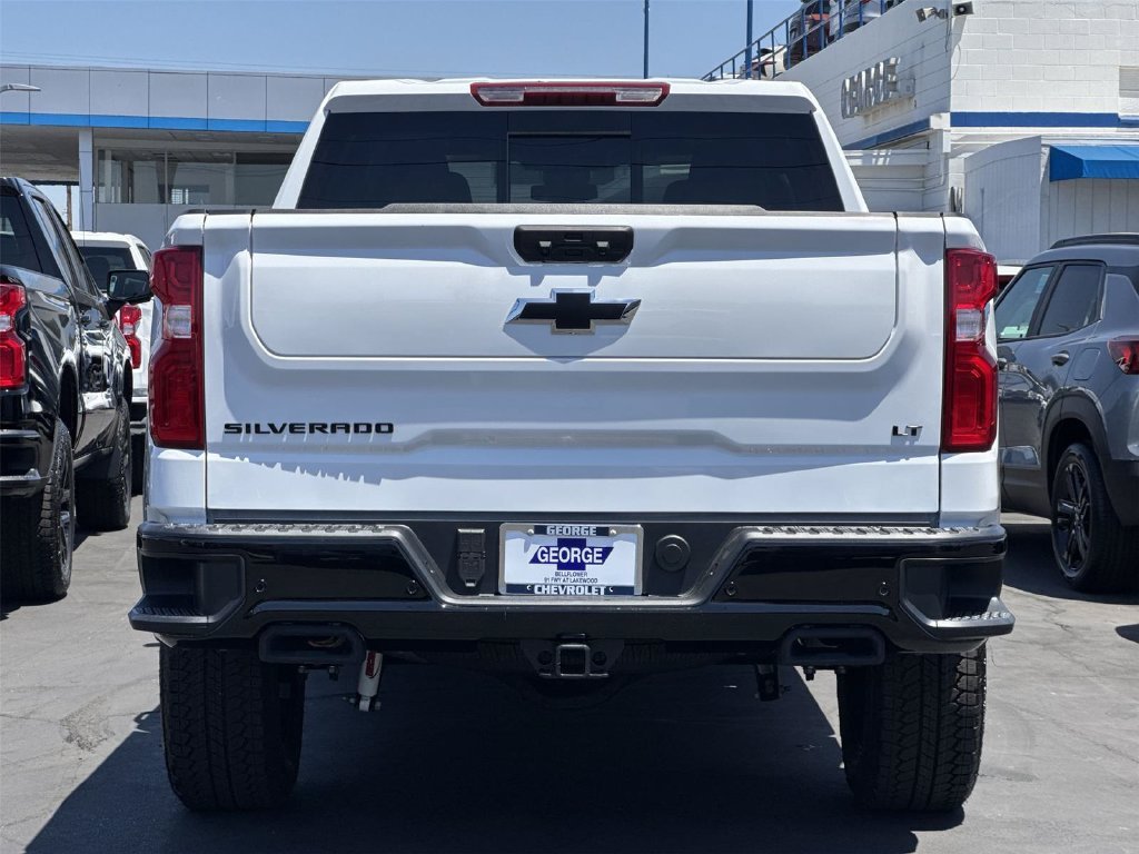 New 2026 Summit White Chevrolet LT Trail Boss image 6