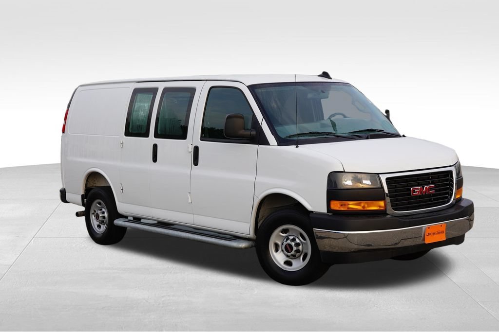 2025 GMC Savana Cargo Van