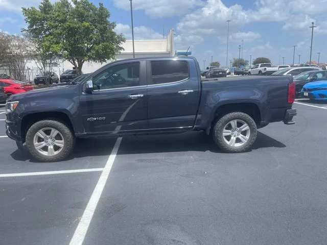 Used 2018 Blue Metallic Chevrolet Z71 image 1