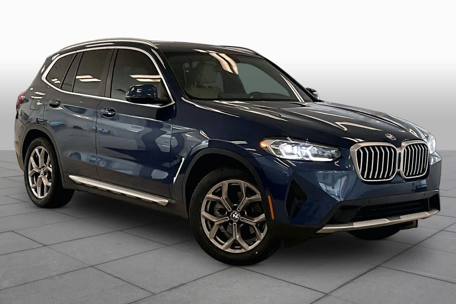Used 2023 Phytonic Blue Metallic BMW xDrive30i image 2