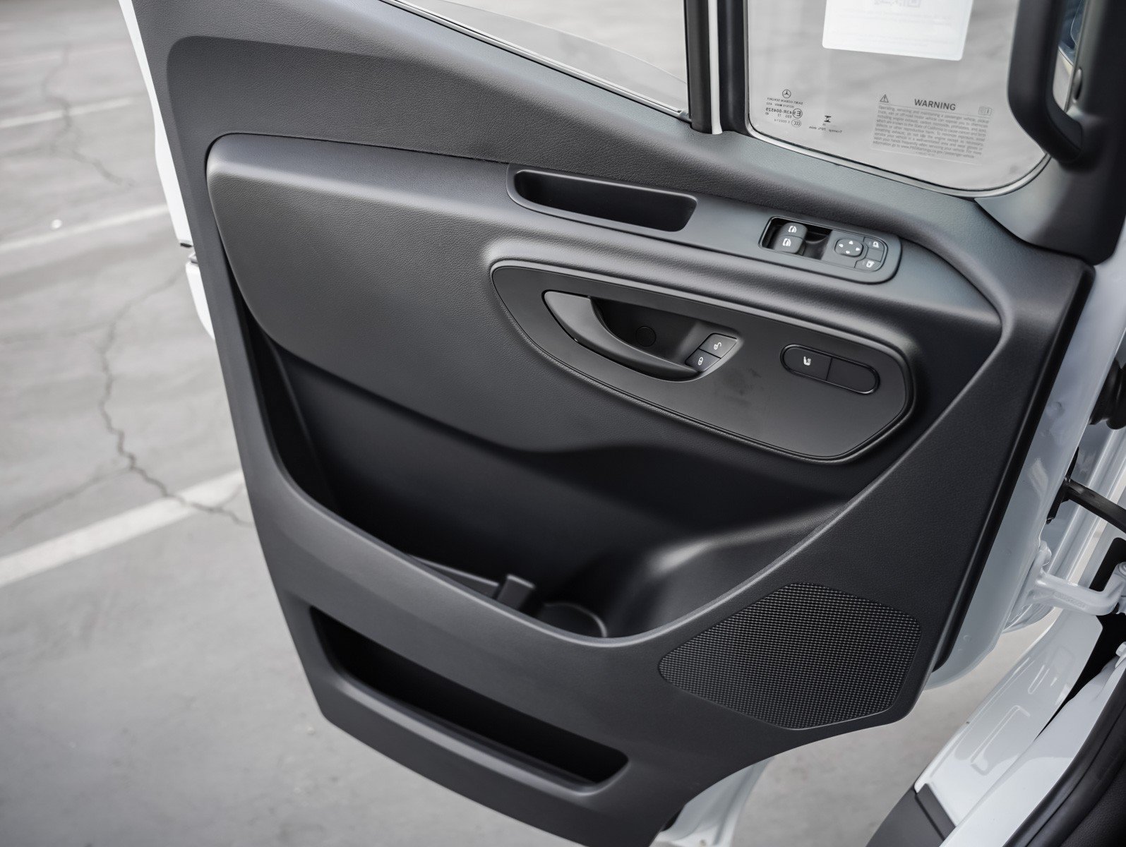 New 2026 Arctic White Mercedes-Benz 3500XD High Roof I4 Diesel HO 170 Extended RWD image 23