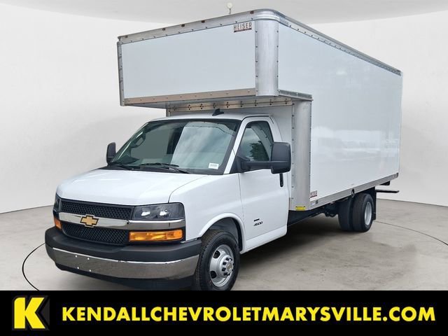 2025 Chevrolet Express 4500 177" WB's photo