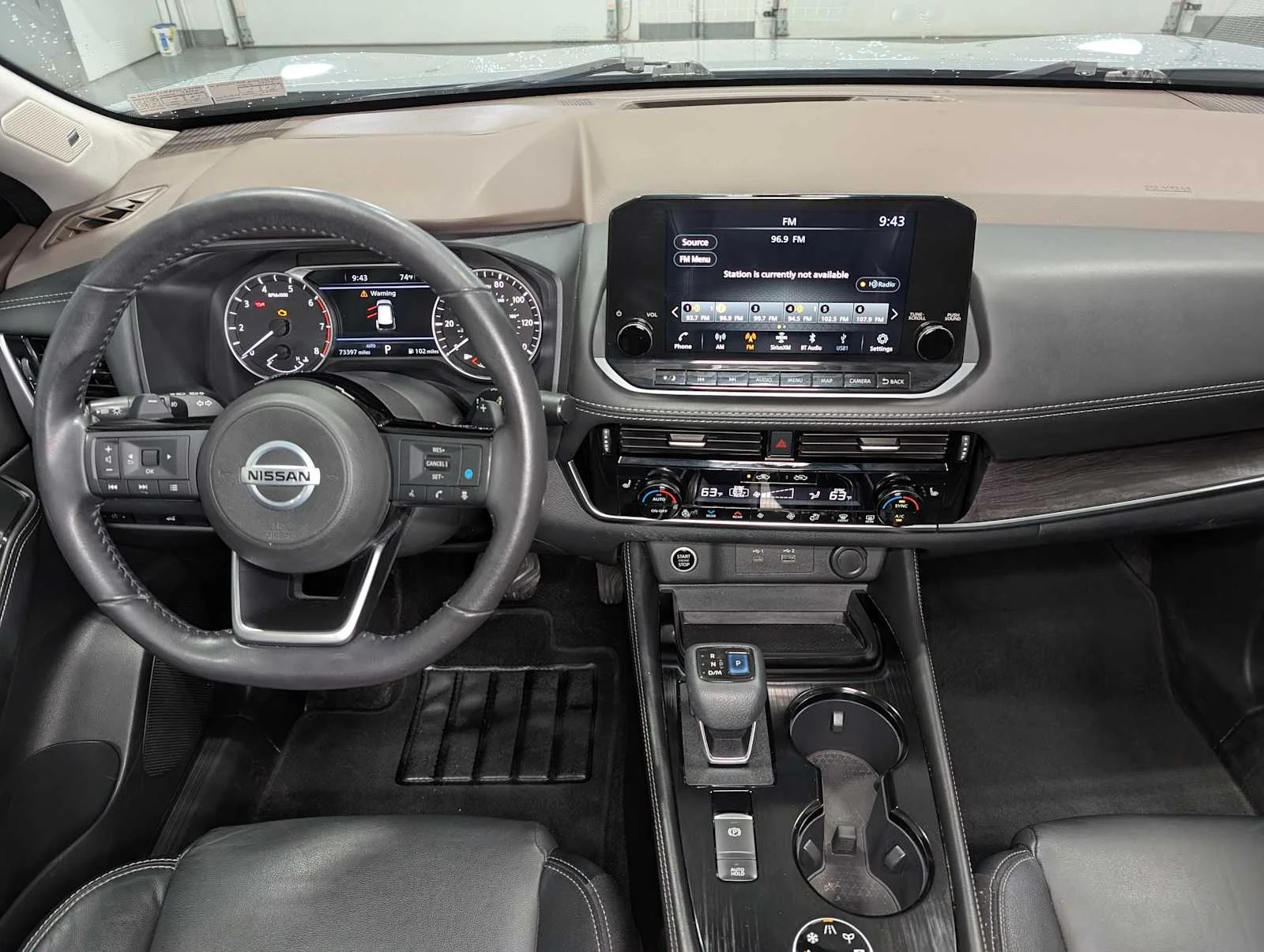 Used 2021 BOULDER GRAY PE Nissan SL image 18
