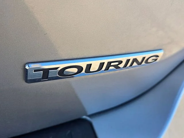Used 2023  Honda Touring image 14