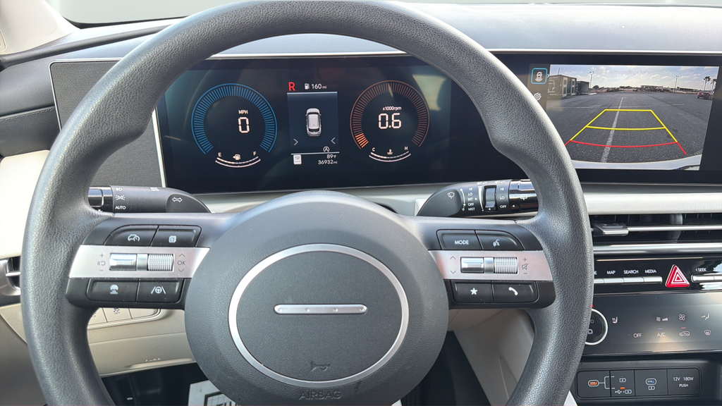 Used 2026 White Hyundai SEL image 25