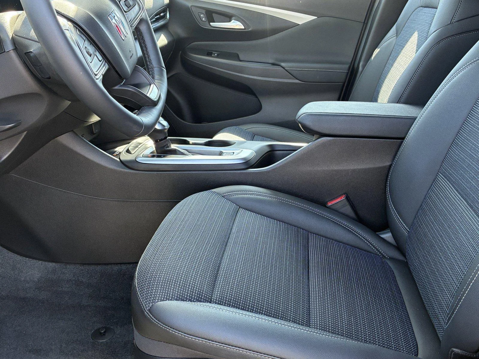 New 2026 Ocean Blue Metallic Buick Preferred image 18