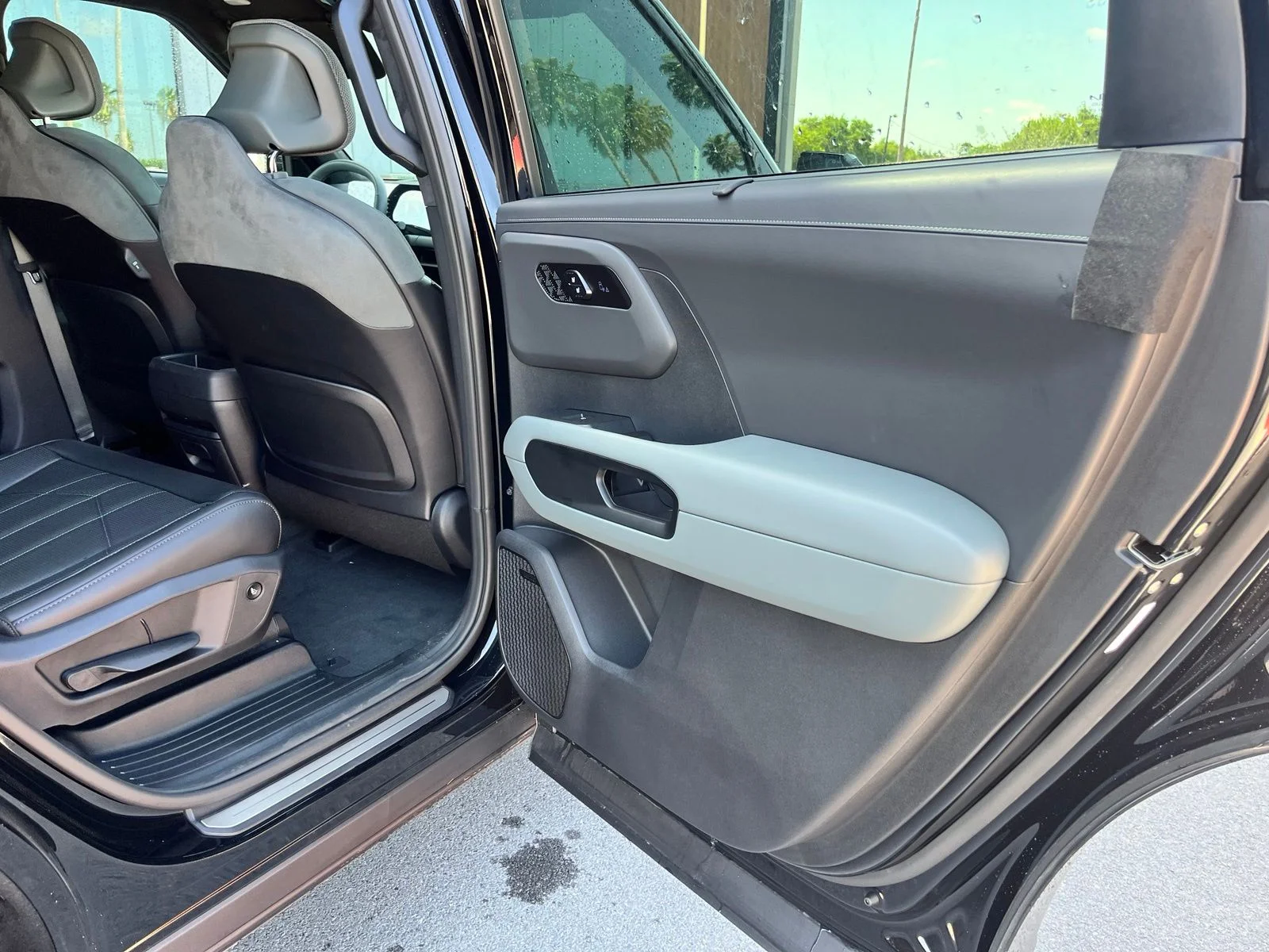 New 2027 Black Kia X-Line SX Prestige image 19