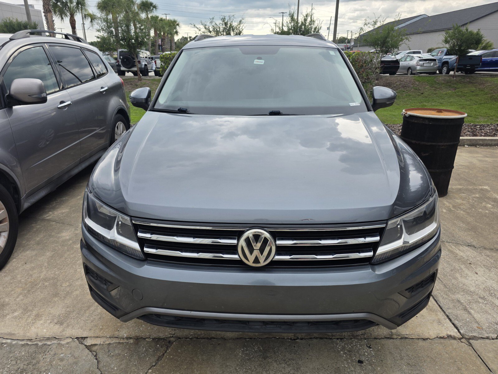 Used 2019 Platinum Gray Metallic Volkswagen 2.0T S image 1
