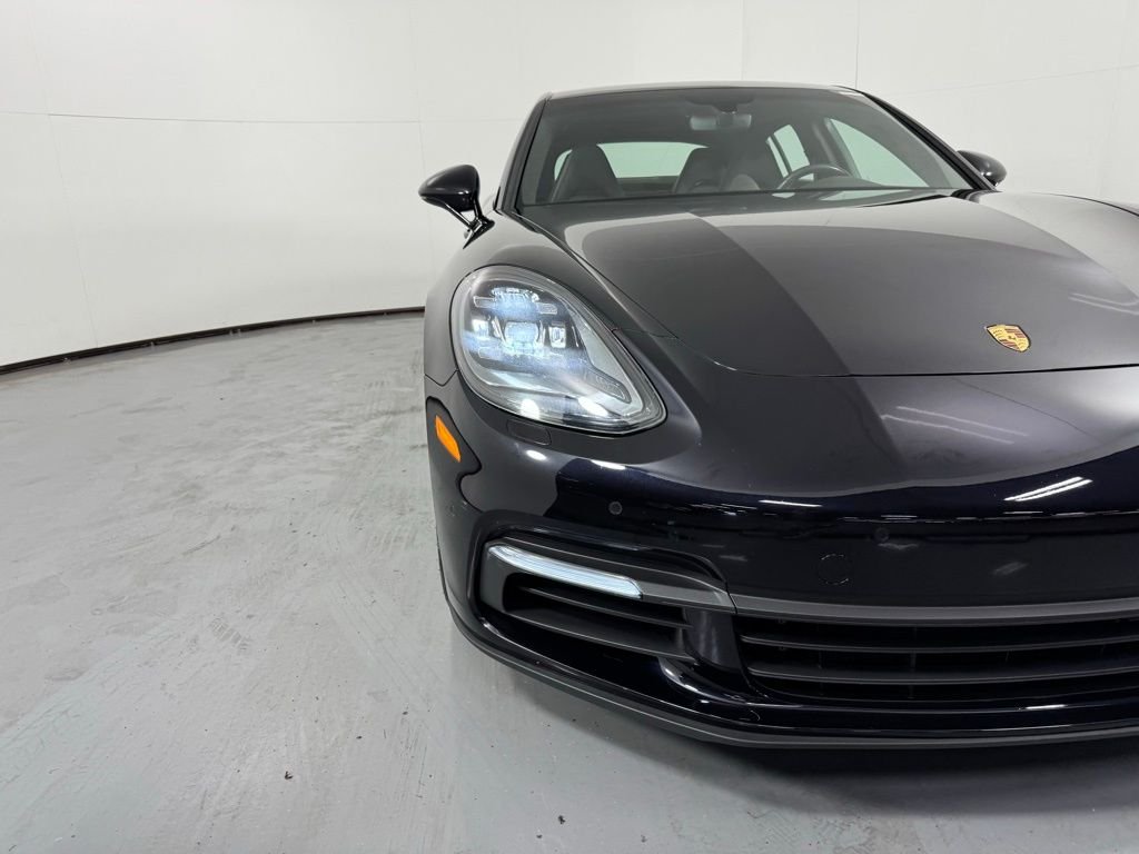 Used 2019 Jet Black Metallic Porsche 4 image 3