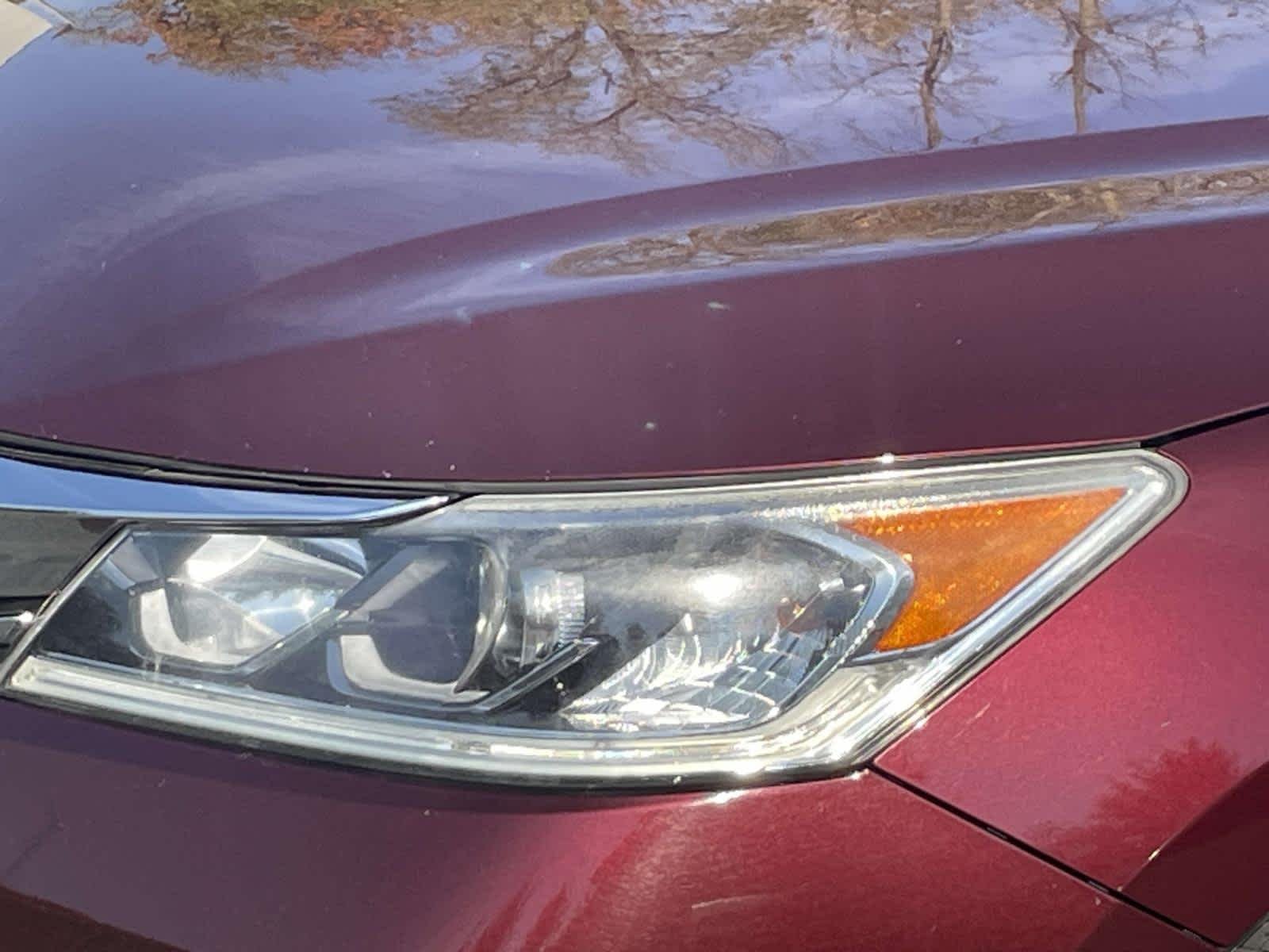 Used 2016 Basque Red Pearl II Honda Sport image 18