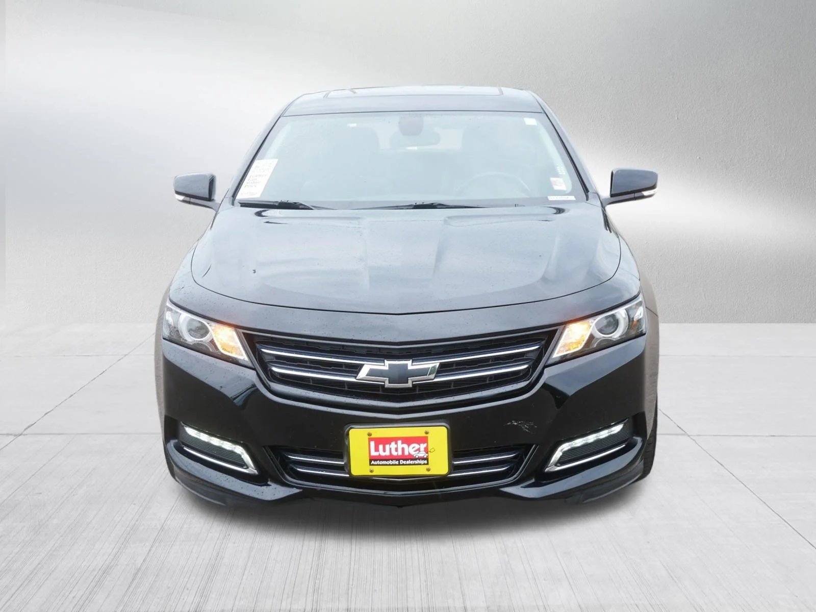 Used 2018 Chevrolet Impala Premier with VIN 2G1125S31J9107898 for sale in Cambridge, MN