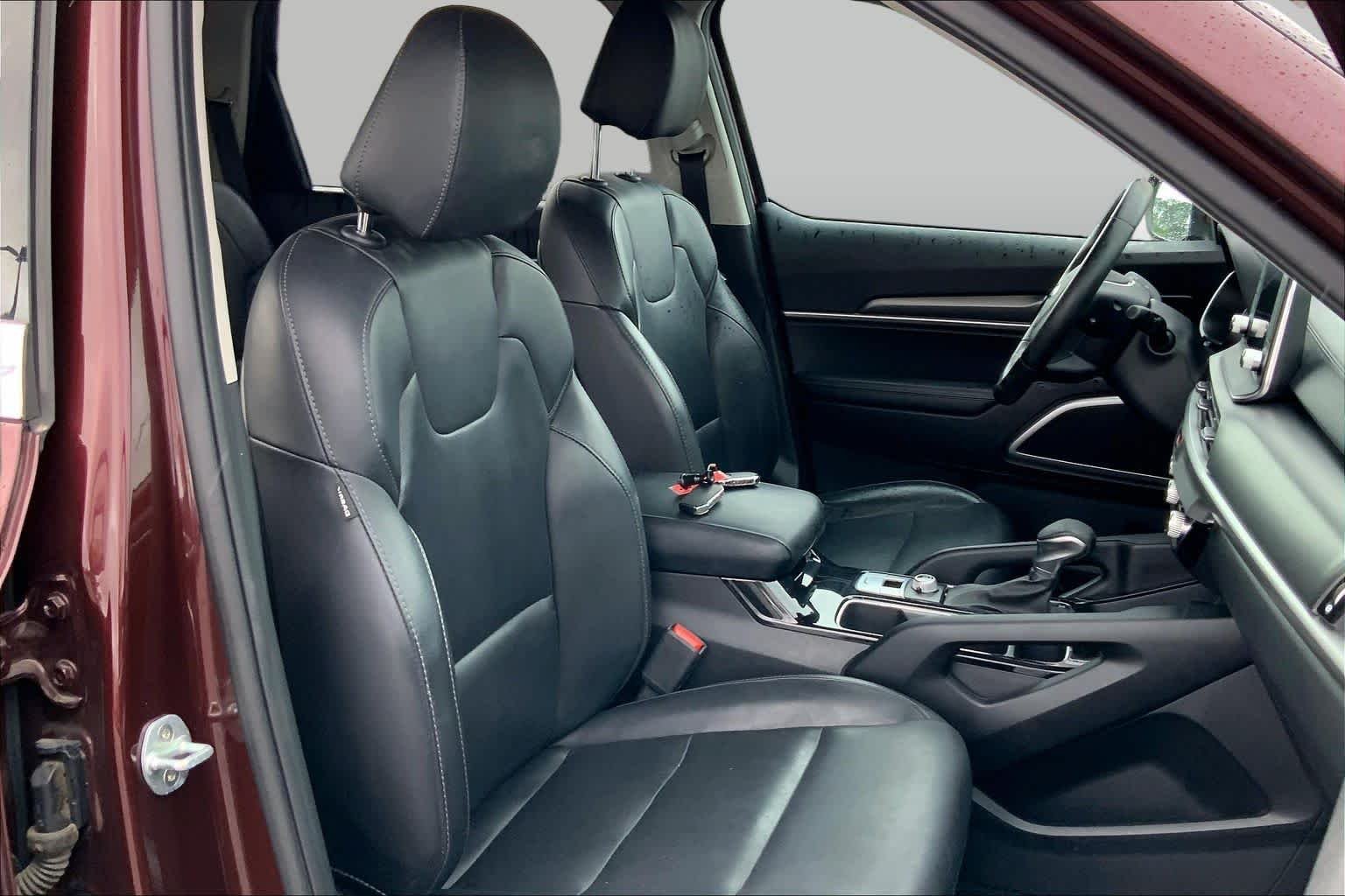 Used 2020 Sangria Kia LX image 9