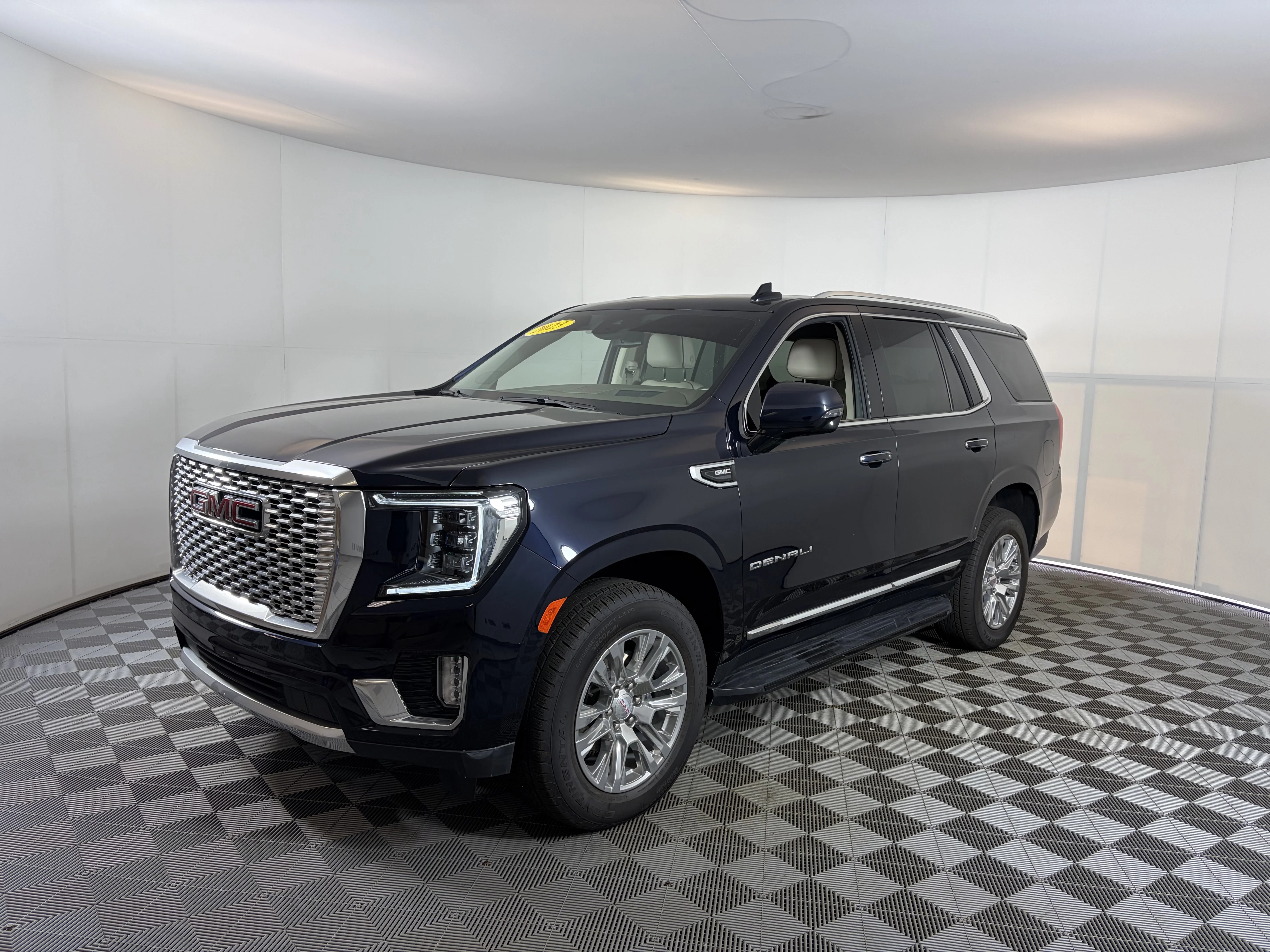 Used 2023 Midnight Blue Metallic GMC Denali image 2