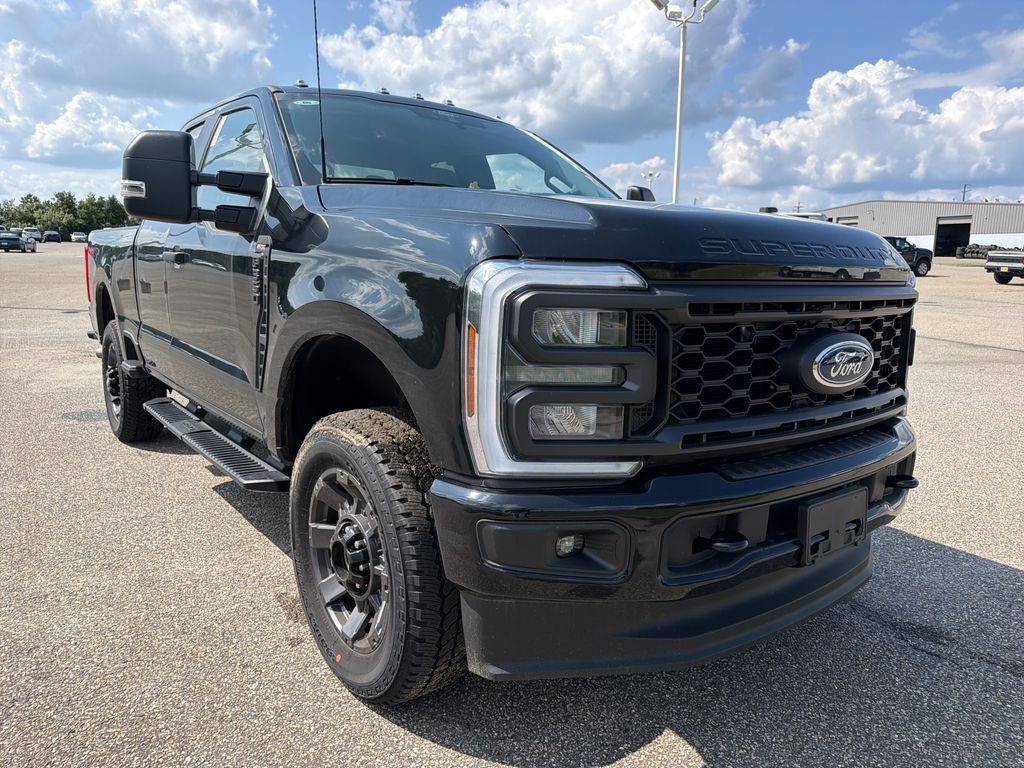 New 2026 Black Ford XL image 1