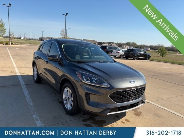 Used 2020 Ford Escape SE with VIN 1FMCU0G66LUB30742 for sale in Augusta, KS