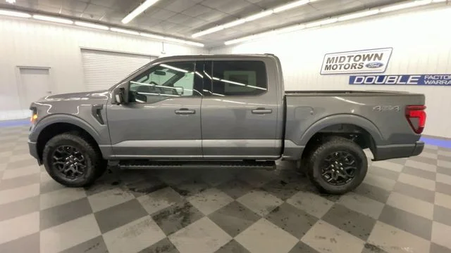 New 2026 Gray Ford XLT image 5