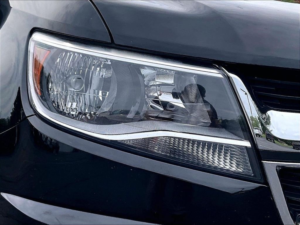 Used 2020 Black Chevrolet LT image 34