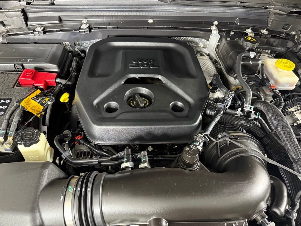Used 2024 Gray Jeep Sport S image 33