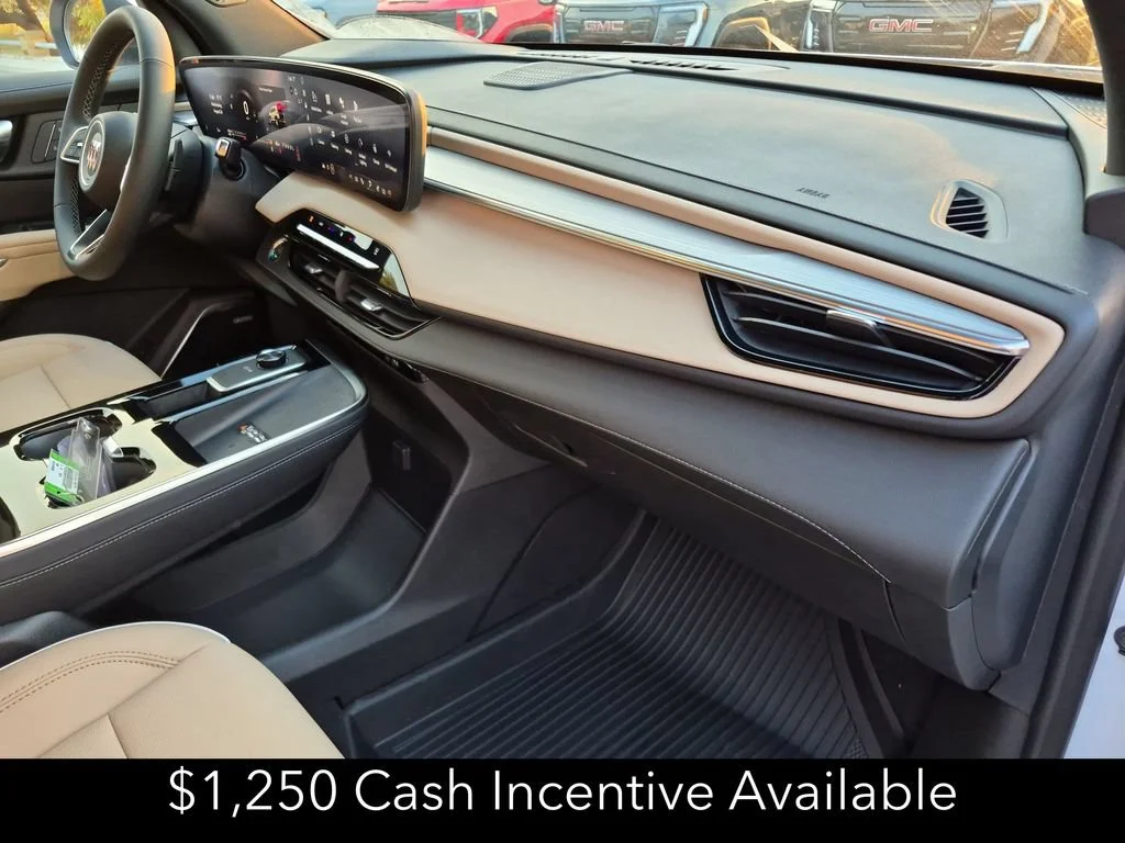 New 2026 Summit White Buick Preferred image 38