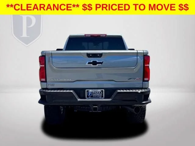 2026 Chevrolet Silverado 2500 HD ZR2 - Photo 9